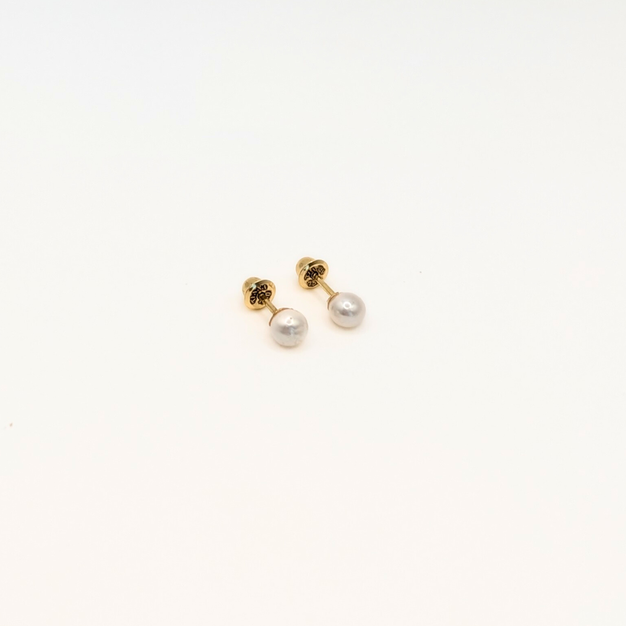 Arito Perla Abridor Recién Nacido de Perla Cultivada de 3mm o 4mm en Oro 18K