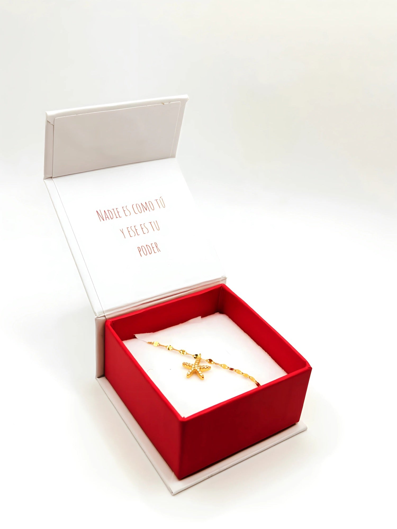 Pulsera con una Estrella de Mar con Circones de Plata 925 enchapada en Oro de 18k