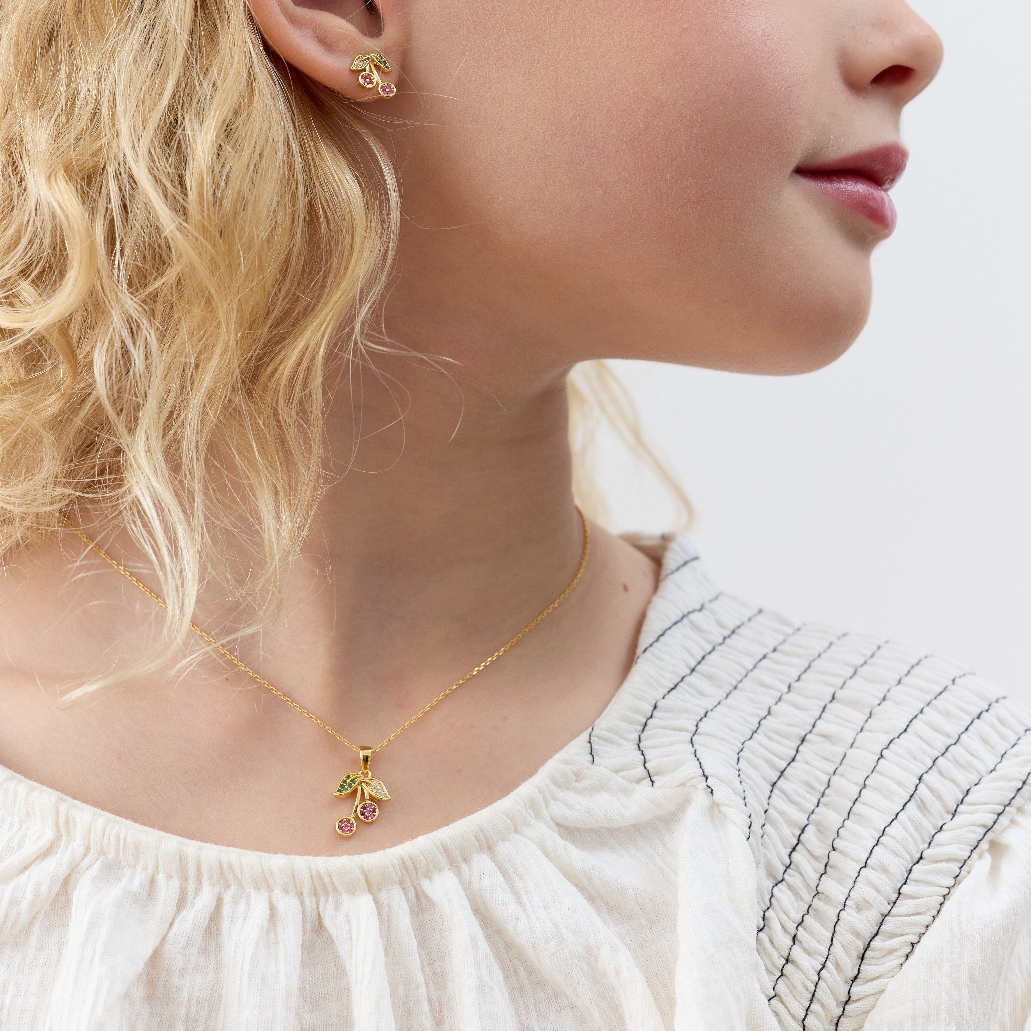 Collar de Cereza con Circones de Plata 925 enchapado en Oro 18k