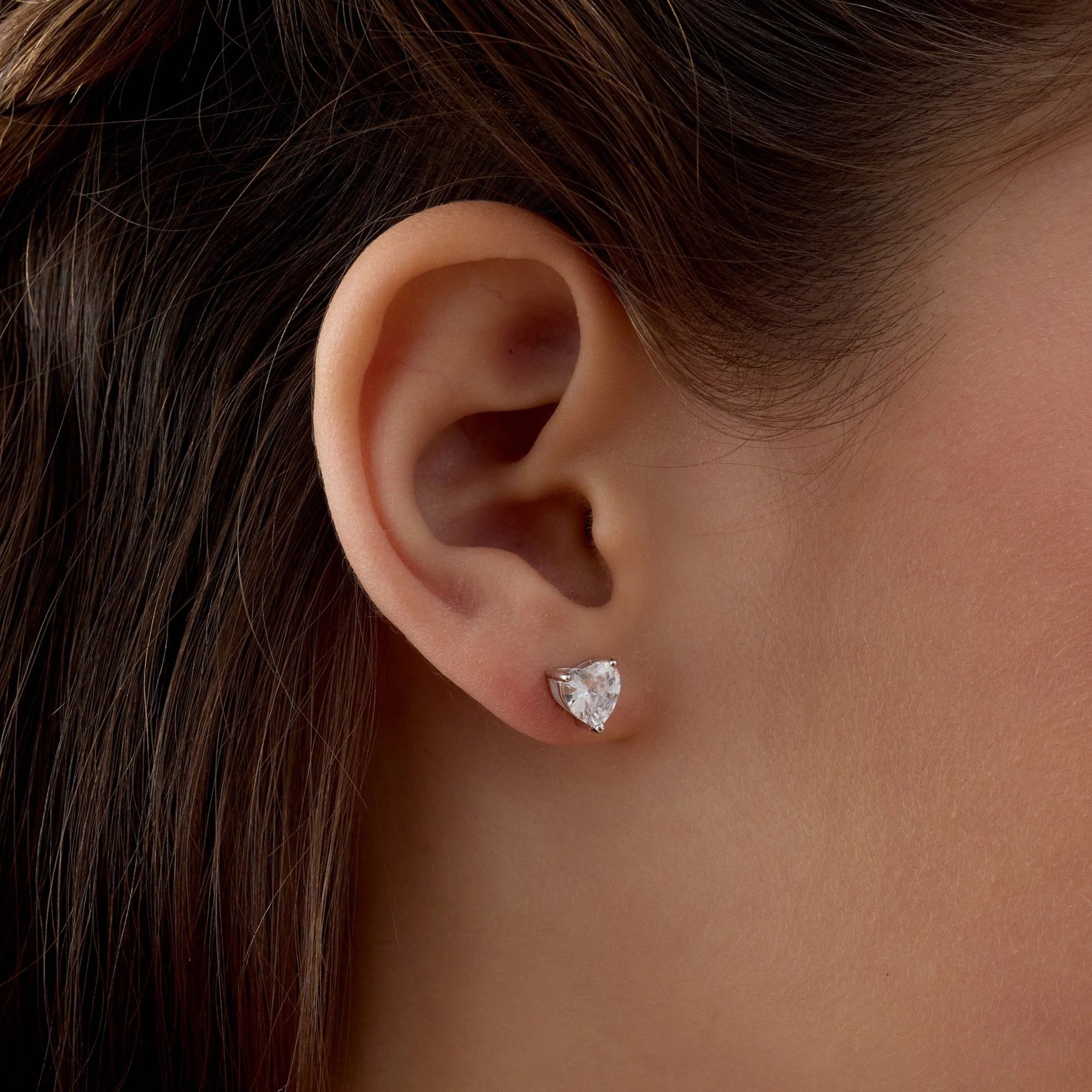 Aro de Corazón con Circón Transparente de Plata 925