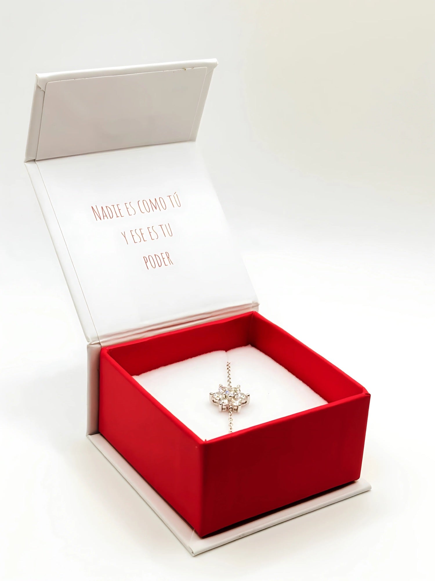 Pulsera con Flor de Circones de Plata 925