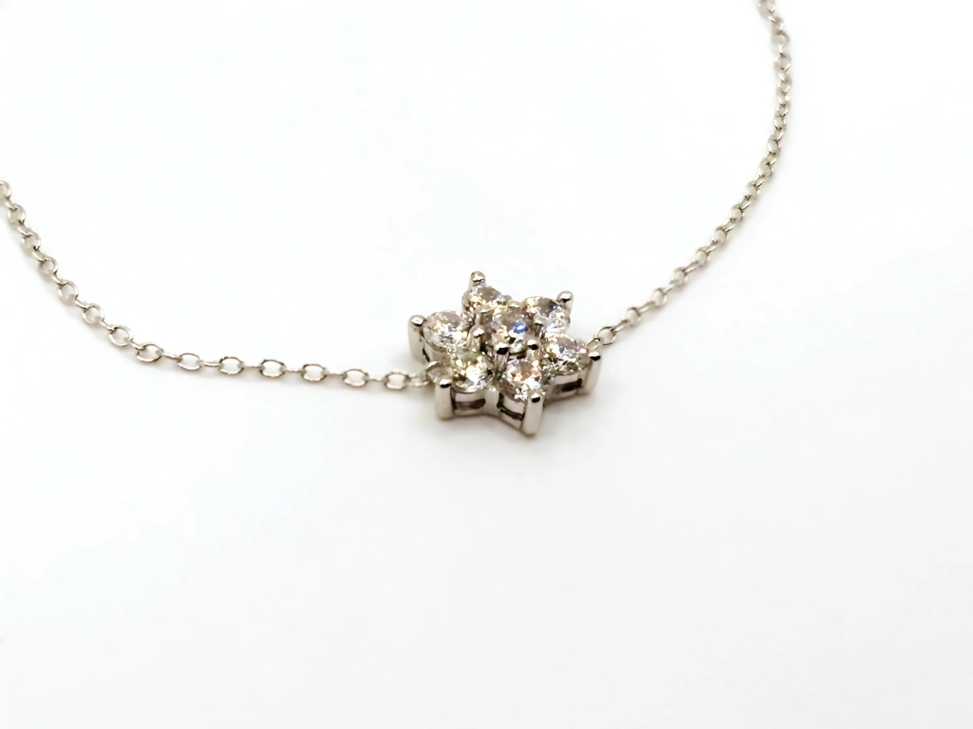 Pulsera con Flor de Circones de Plata 925