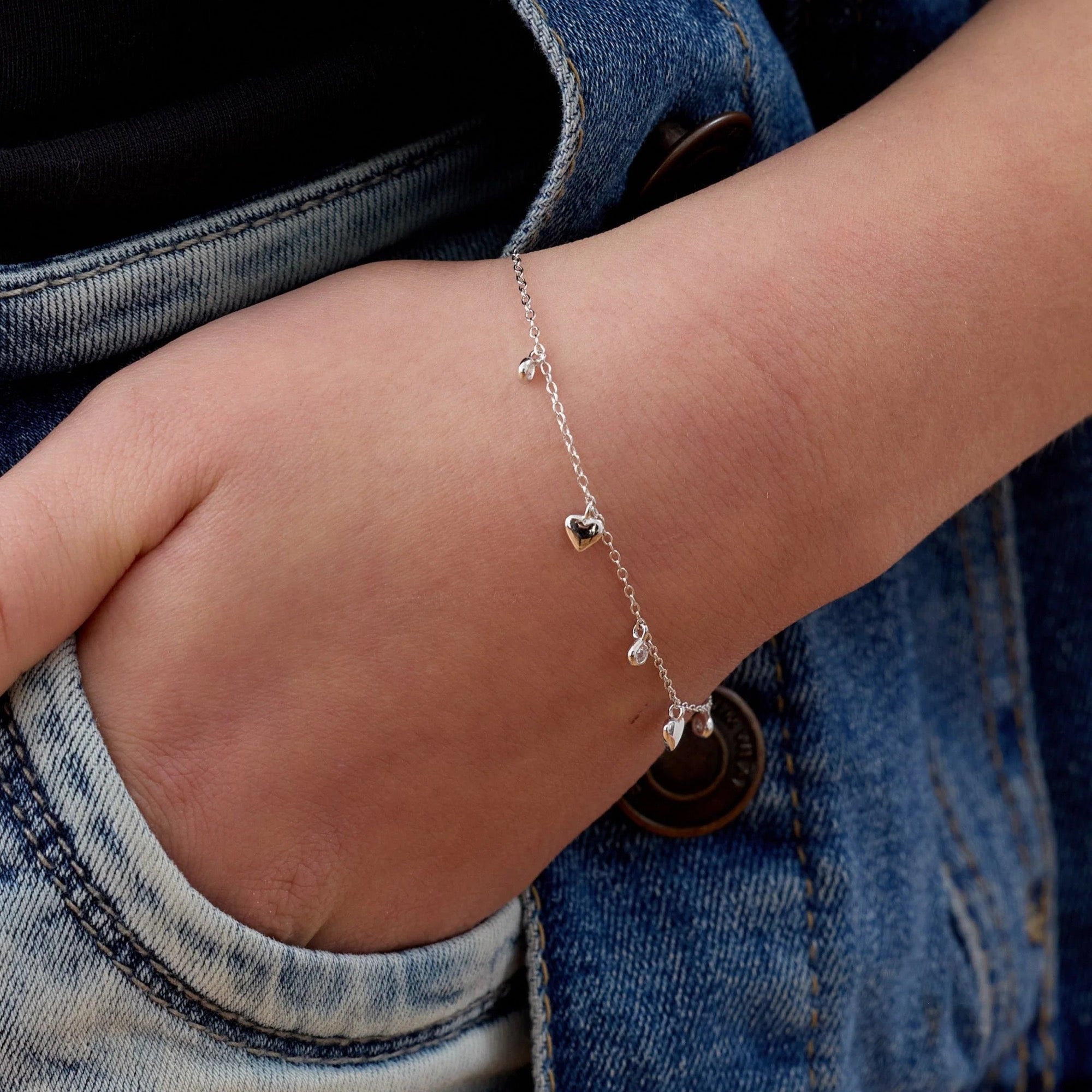 Pulsera con Corazones y Circones de Plata 925