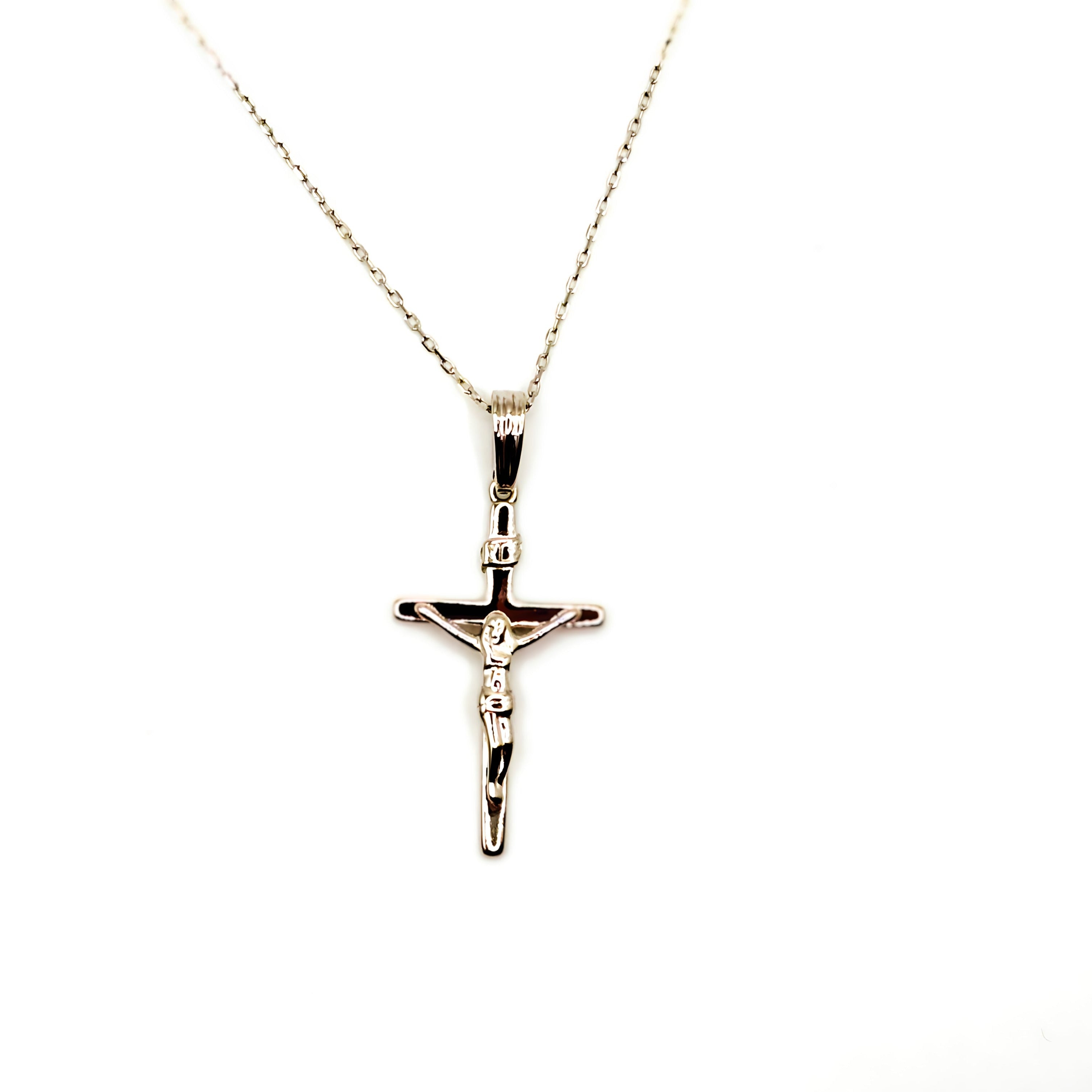 Collar Religioso con una Cruz de 25mm de Plata 925