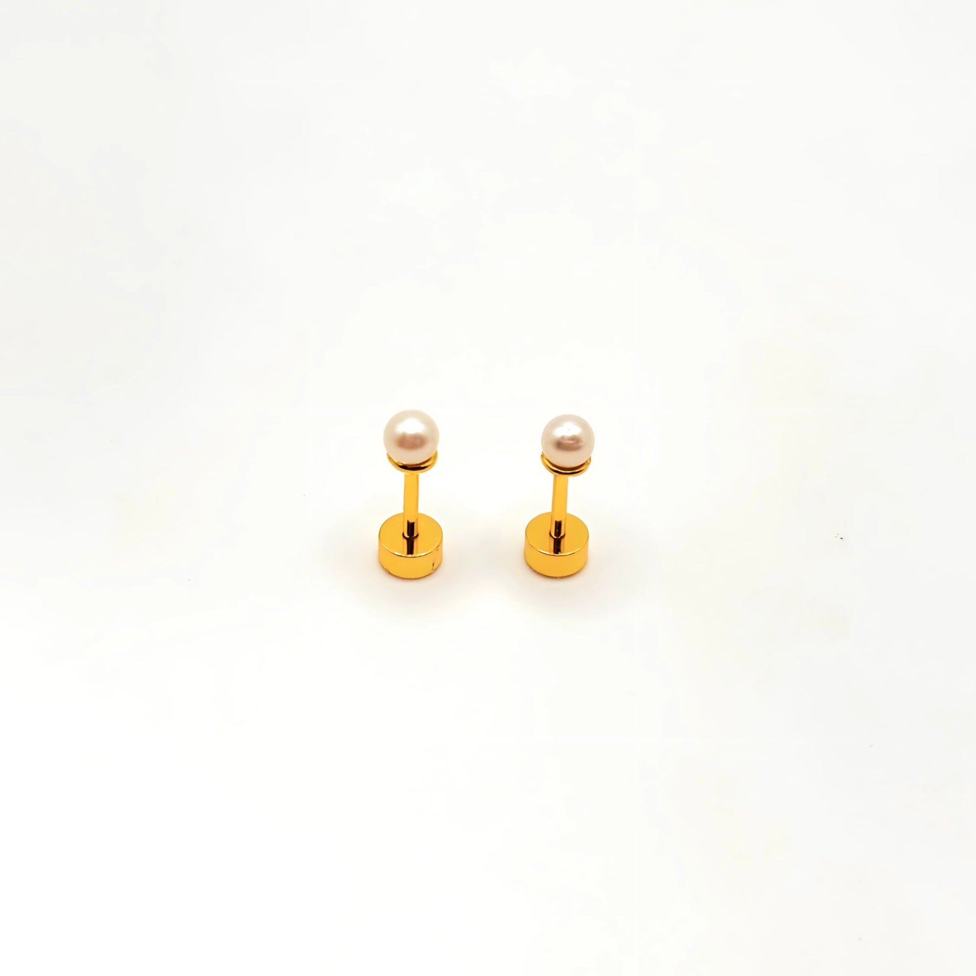 Aros de Perla Cultivada de 3mm o 4mm de Plata 925 enchapados en Oro 18k