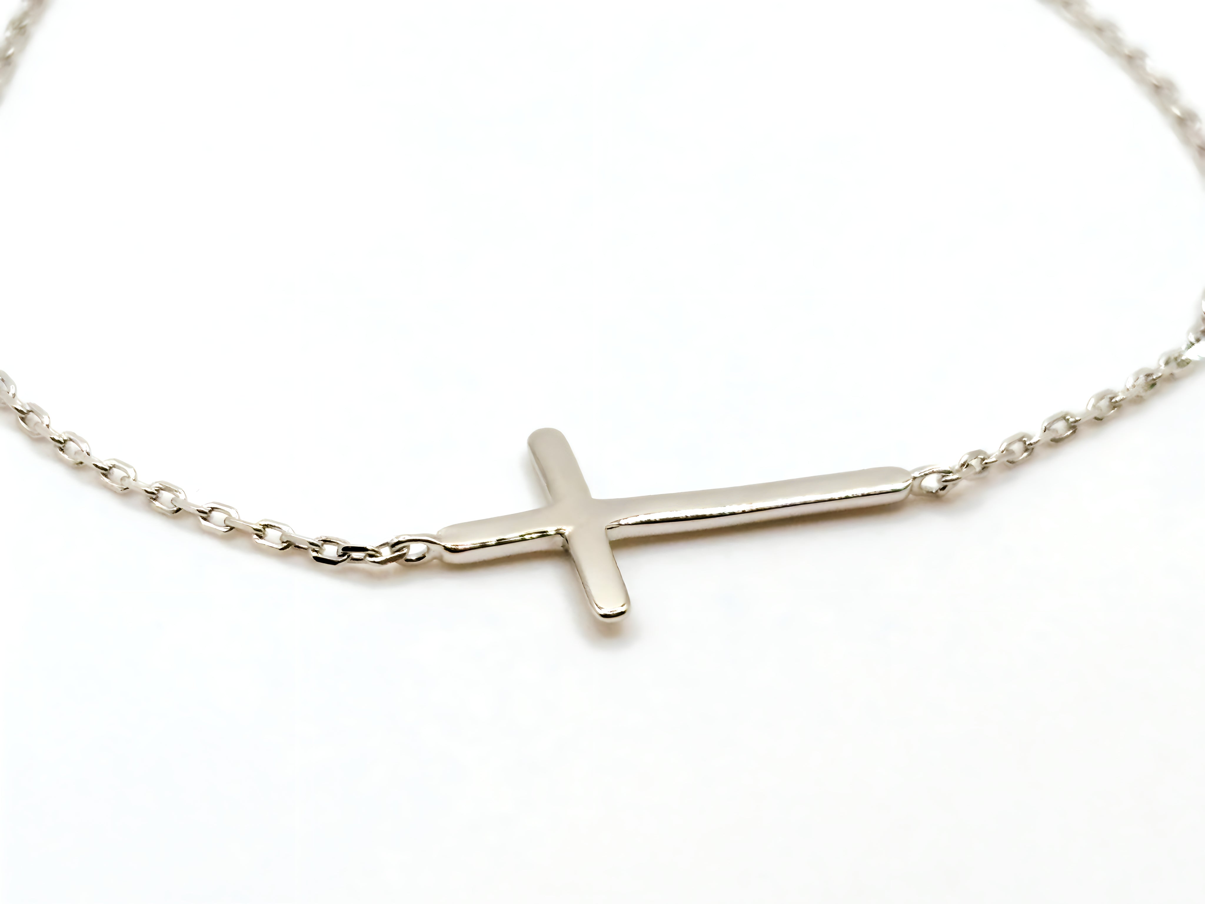 Pulsera con una Cruz de Plata 925